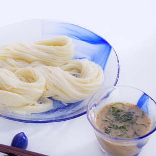 夏の郷土料理 冷汁うどん レシピ 花山うどん公式サイト