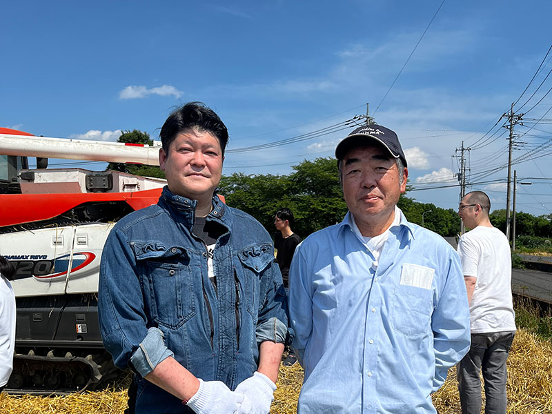 百年小麦収穫_タキノセ様と五代目